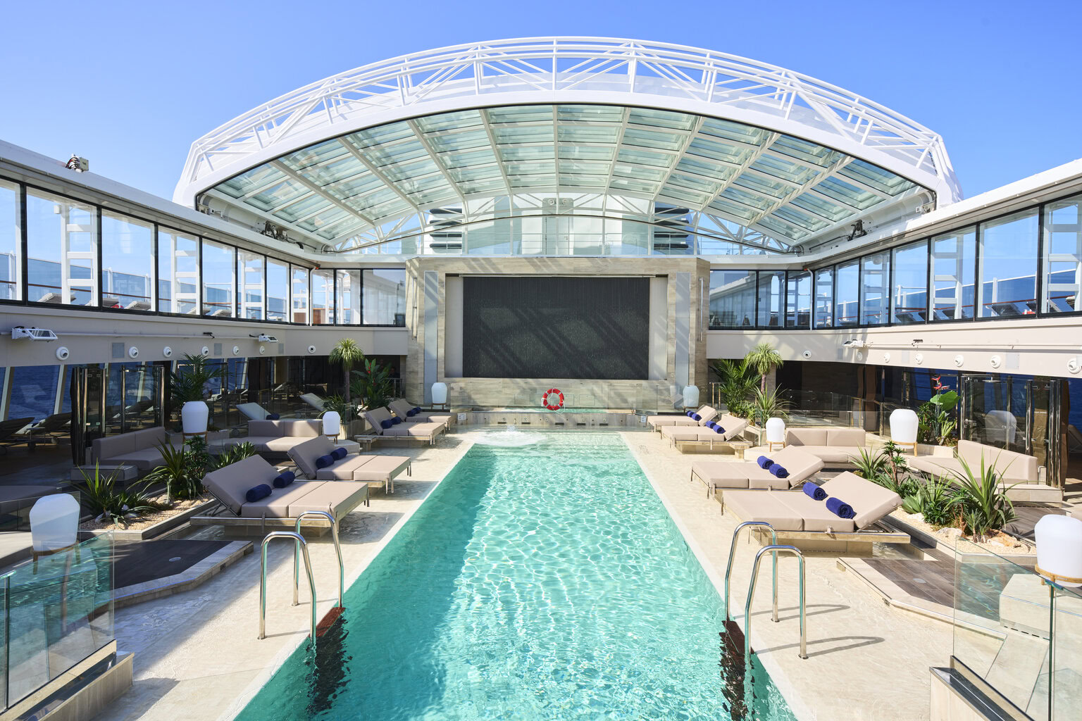 The Conservatory Pool & Bar